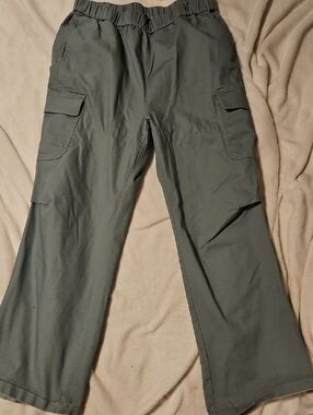Sincerely Jules Women's Cargo Pants in Olive